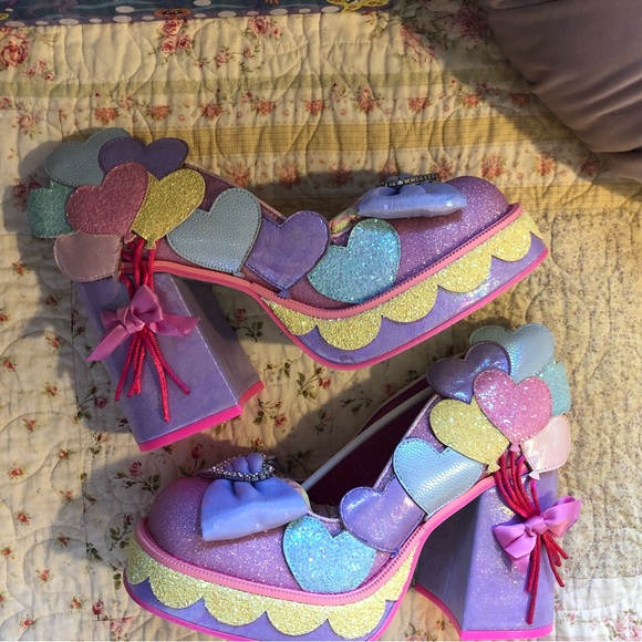 Irregular Choice NIB Balloons and Cake Block Heels Lilac Sz 39 - Picture 3 of 7